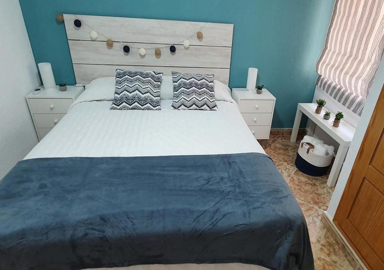 Monela Front Beach Solo Familias Playa de Gandia Экстерьер фото